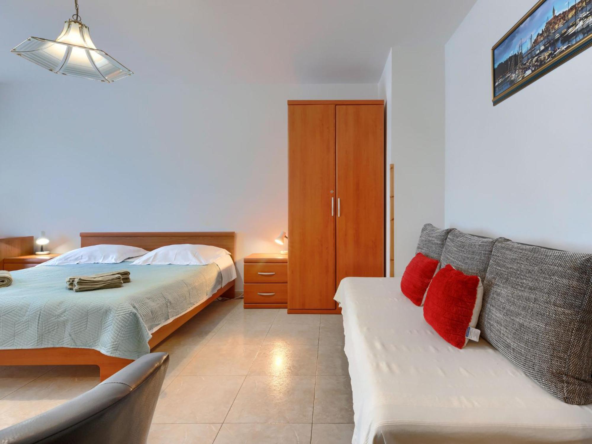 Apartment Alba - Roj157 By Interhome Ровінь Екстер'єр фото